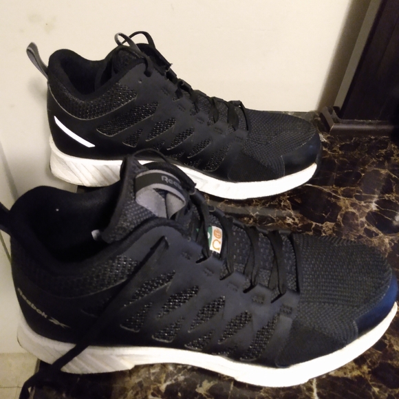 Reebok Steel toe - Picture 3 of 5